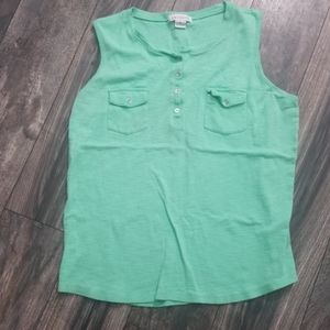 ❤️ Sleeveless shirt